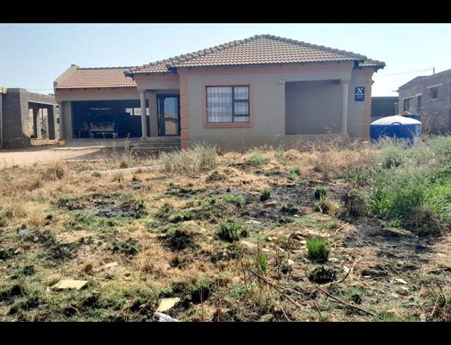 3 BEDROOM HOUSE FOR SALE IN MOHLAKENG